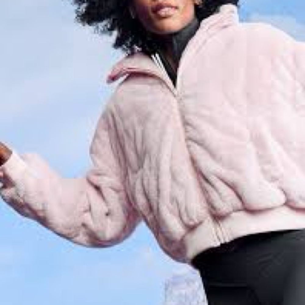 OFFLINE By Aerie Fur Full Zip Jacket Pink Size Medium Soft - Picture 2 of 8
